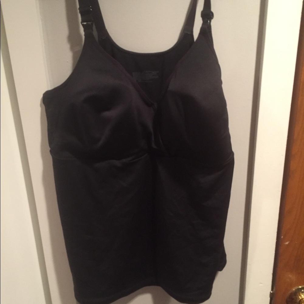 Breastfeeding tank top with built in bra.